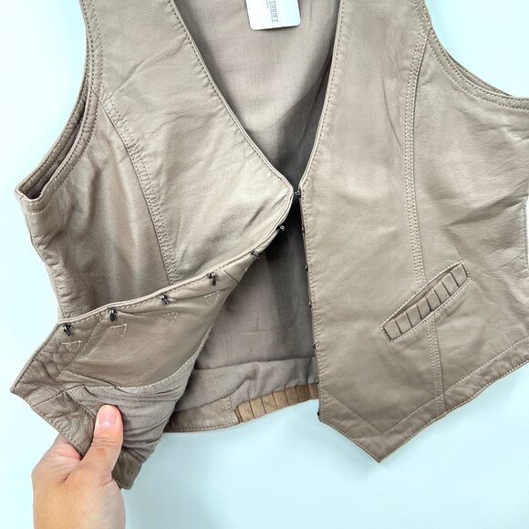 Entracte Goat Leather Vest - Picture 5 of 5